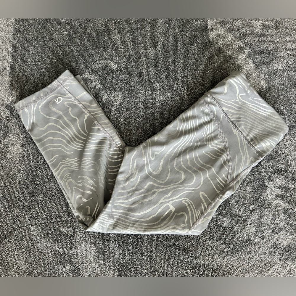 Gap Fit Women's Gray Topographic Sculpt Compression Leggings, Size Medium (Reg)